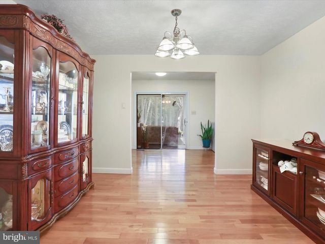 752 ENCHANTED PL, Front Royal, VA 22630