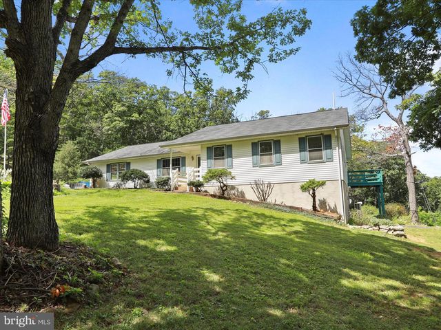 752 ENCHANTED PL, Front Royal, VA 22630