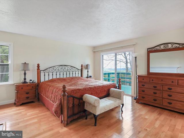 752 ENCHANTED PL, Front Royal, VA 22630