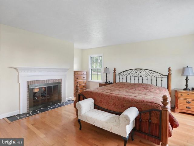 752 ENCHANTED PL, Front Royal, VA 22630