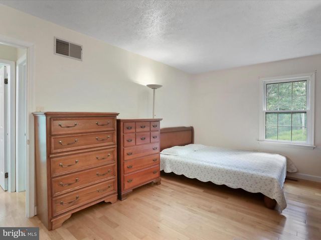 752 ENCHANTED PL, Front Royal, VA 22630