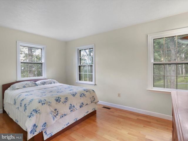 752 ENCHANTED PL, Front Royal, VA 22630