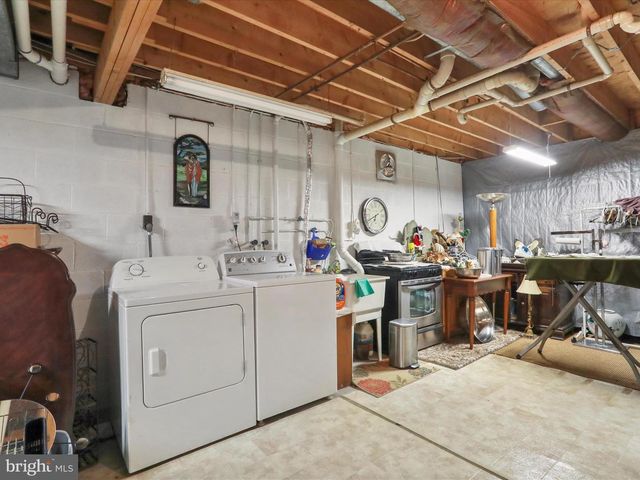 752 ENCHANTED PL, Front Royal, VA 22630
