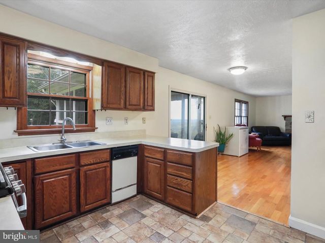 752 ENCHANTED PL, Front Royal, VA 22630