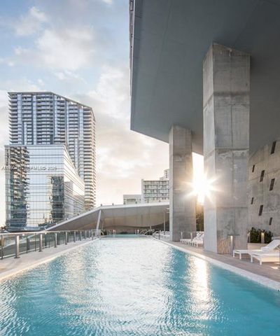 68 SE 6th Street 3711, Miami, FL 33131