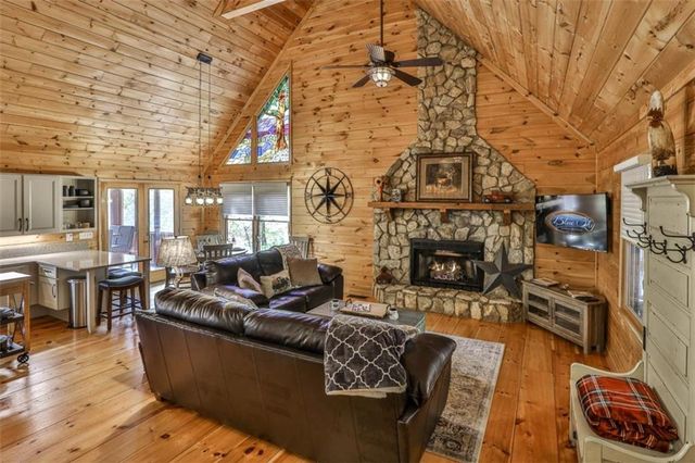 178 Novena Court, Ellijay, GA 30540
