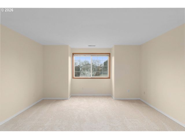 806 Se 73RD Ave, Hillsboro, OR 97123