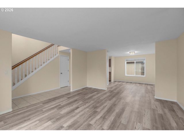 806 Se 73RD Ave, Hillsboro, OR 97123