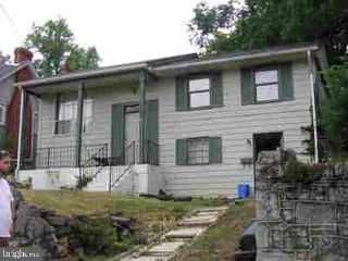 127 SHIRLEY ST, Winchester, VA 22601