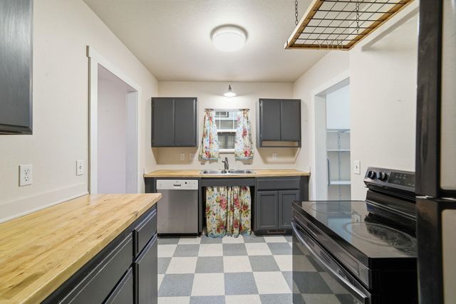 3124 E 29th Ave, Spokane, WA 99223