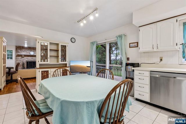 95 Turret Street, Park Ridge, NJ 07656