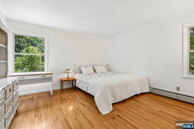 95 Turret Street, Park Ridge, NJ 07656