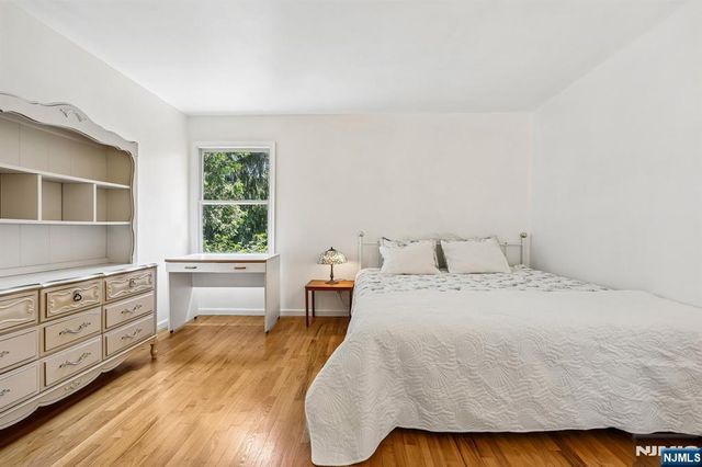 95 Turret Street, Park Ridge, NJ 07656