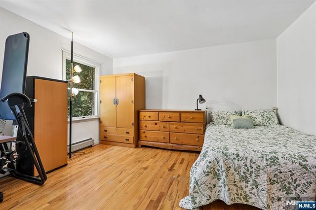95 Turret Street, Park Ridge, NJ 07656