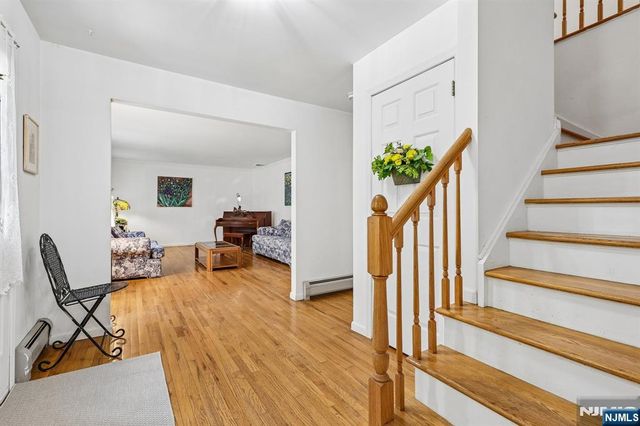 95 Turret Street, Park Ridge, NJ 07656