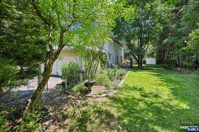 95 Turret Street, Park Ridge, NJ 07656