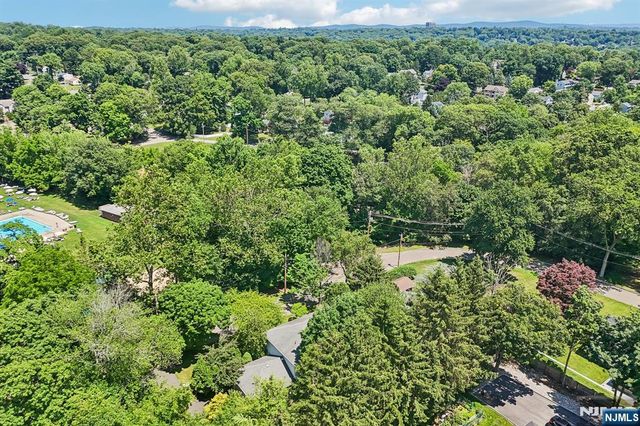 95 Turret Street, Park Ridge, NJ 07656