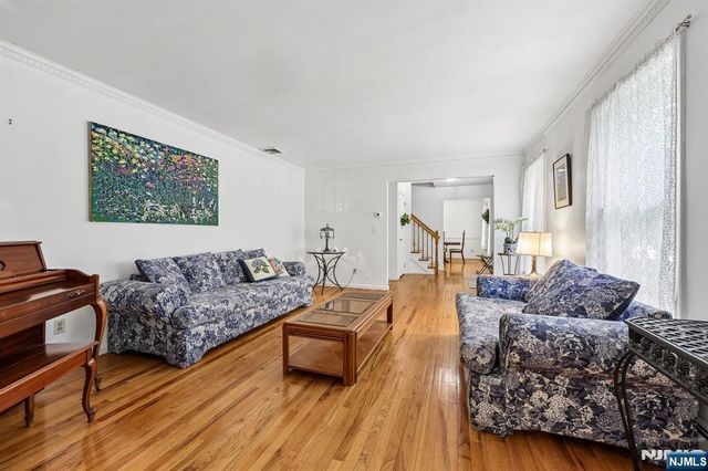95 Turret Street, Park Ridge, NJ 07656