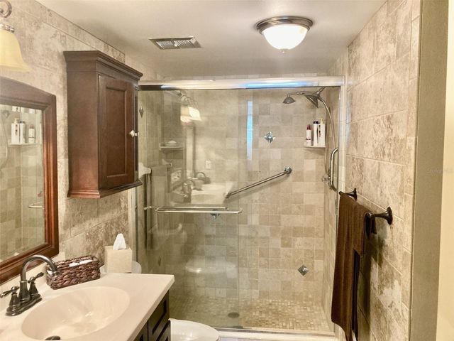 6002 OAK CREEK LANE 1925, Bradenton, FL 34210