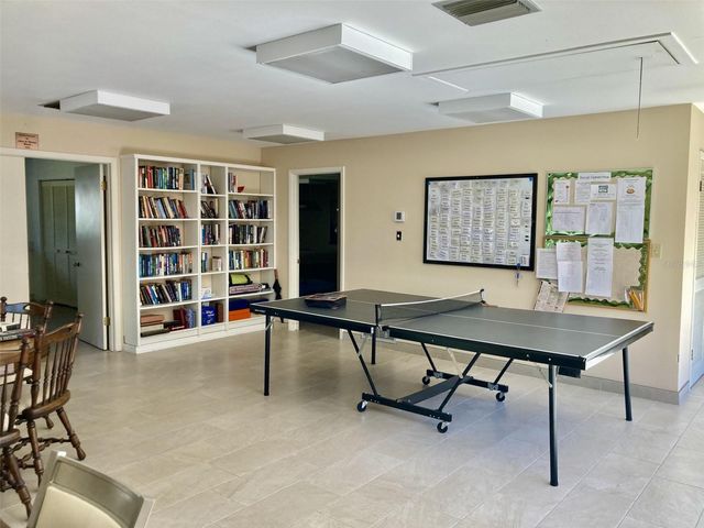 6002 OAK CREEK LANE 1925, Bradenton, FL 34210