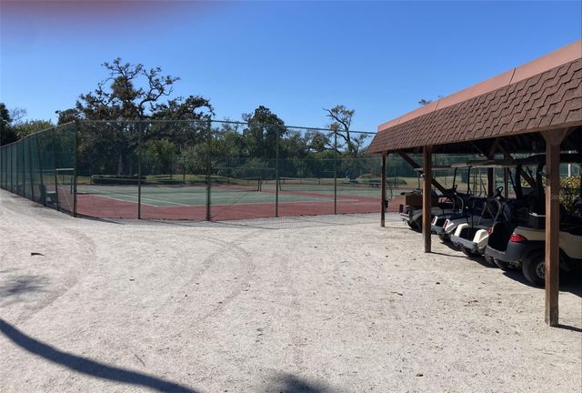 6002 OAK CREEK LANE 1925, Bradenton, FL 34210