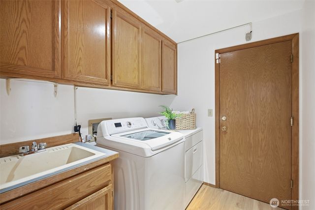 10831 56th Place W, Mukilteo, WA 98275