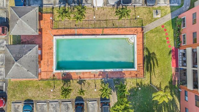8095 NW 8th Street 215, Miami, FL 33126