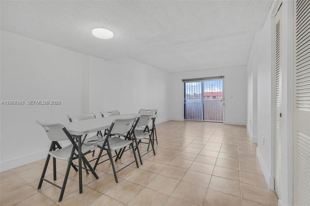 8095 NW 8th Street 215, Miami, FL 33126