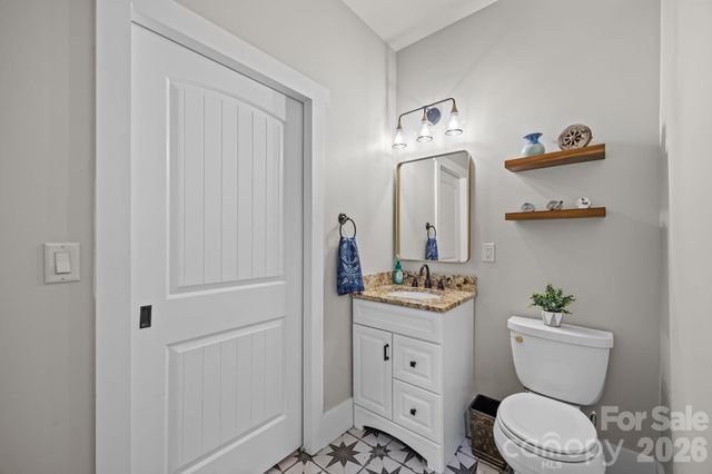 18 Oak Springs Drive, Arden, NC 28704