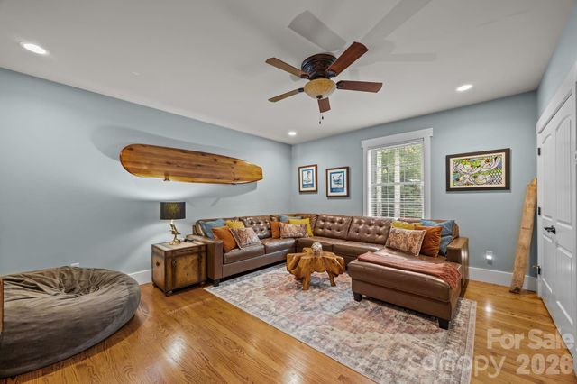 18 Oak Springs Drive, Arden, NC 28704