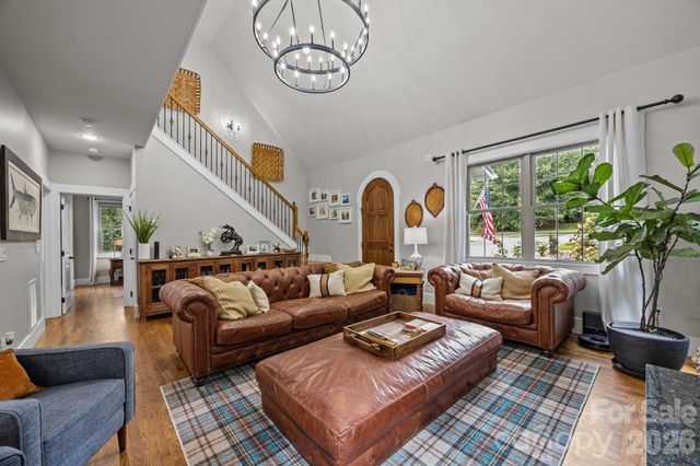 18 Oak Springs Drive, Arden, NC 28704