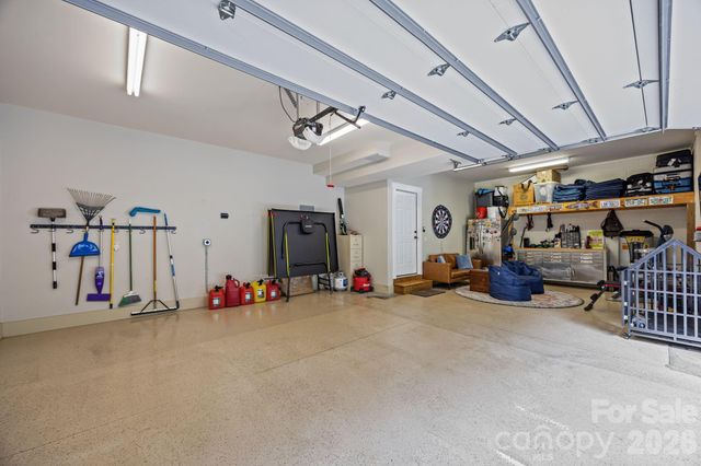 18 Oak Springs Drive, Arden, NC 28704