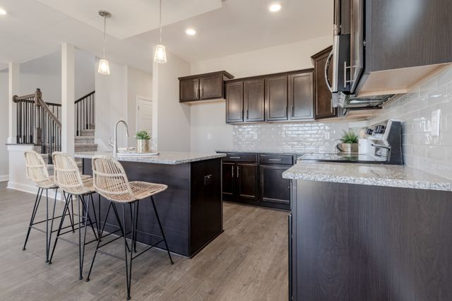 2665 Brewster Dr, Clarksville, TN 37042