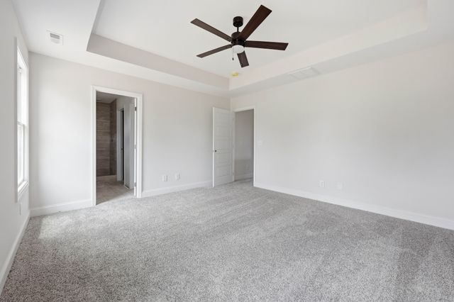 2665 Brewster Dr, Clarksville, TN 37042