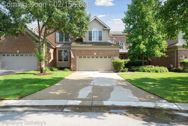 44843 Broadmoor Circle S, Northville, MI 48168