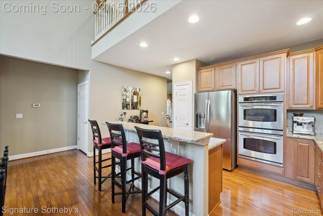 44843 Broadmoor Circle S, Northville, MI 48168