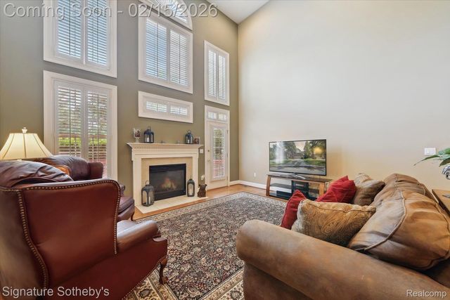 44843 Broadmoor Circle S, Northville, MI 48168