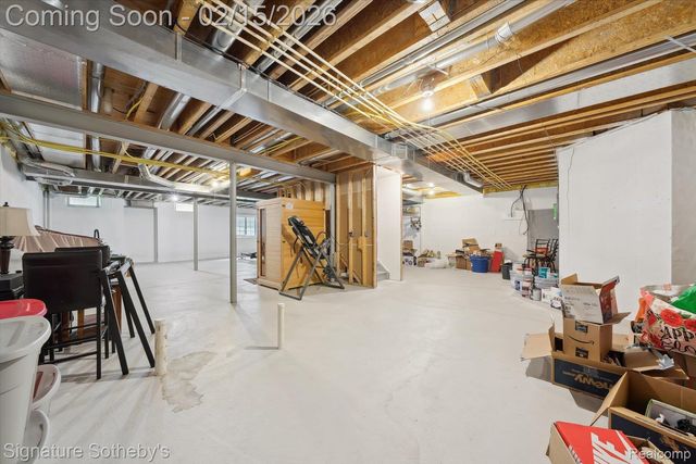 44843 Broadmoor Circle S, Northville, MI 48168