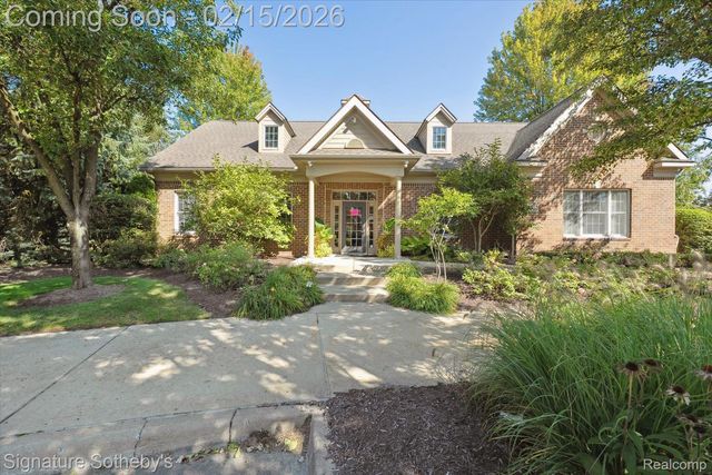 44843 Broadmoor Circle S, Northville, MI 48168