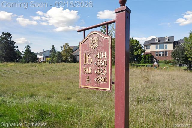 44843 Broadmoor Circle S, Northville, MI 48168