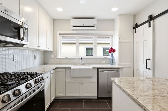 97 Boston Ave 97, Somerville, MA 02144