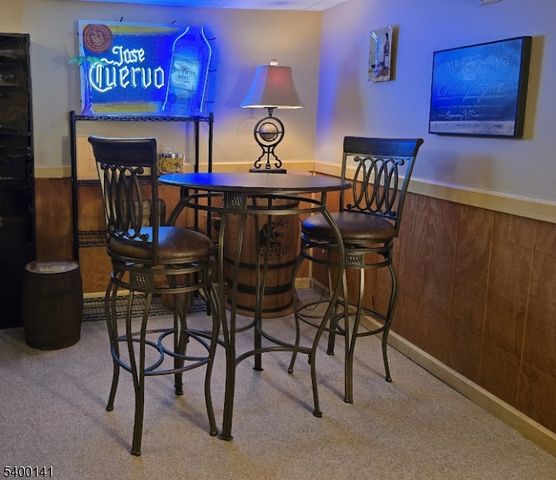 822 Poplar Ct, Raritan Twp., NJ 08822