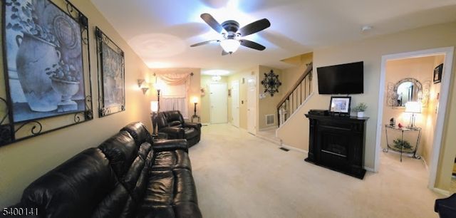 822 Poplar Ct, Raritan Twp., NJ 08822