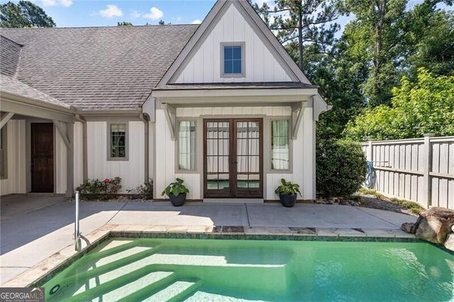 225 Arbor Garden Circle, Newnan, GA 30265