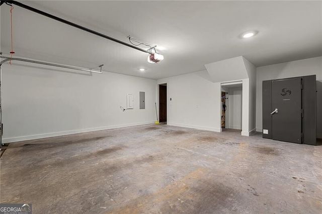 225 Arbor Garden Circle, Newnan, GA 30265