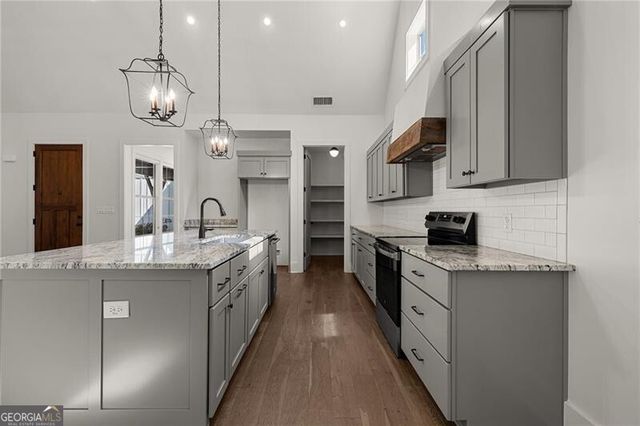 225 Arbor Garden Circle, Newnan, GA 30265
