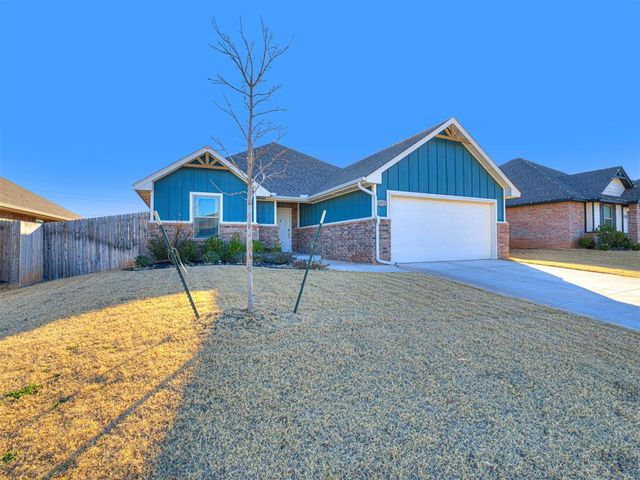 2912 Heather Haven, Moore, OK 73160