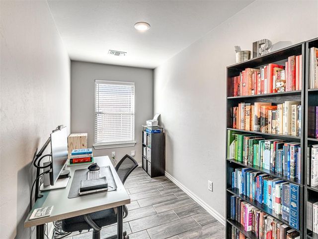 2912 Heather Haven, Moore, OK 73160