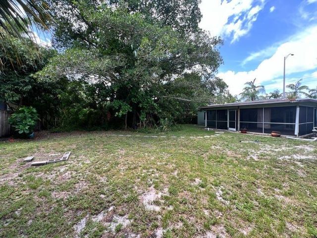1732 NE 15TH Avenue, Fort Lauderdale, FL 33305
