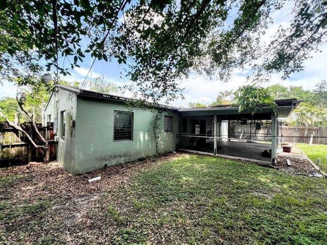 1732 NE 15TH Avenue, Fort Lauderdale, FL 33305